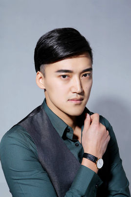 唐阳扮演者