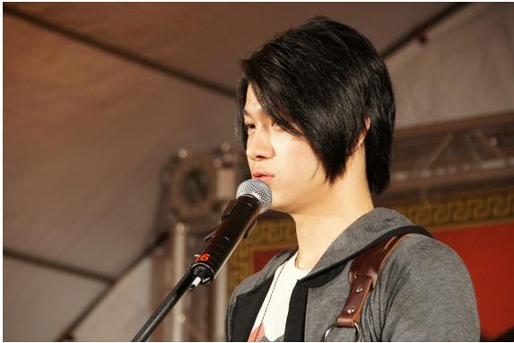琥珀扮演者