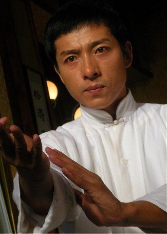 赤练甲扮演者