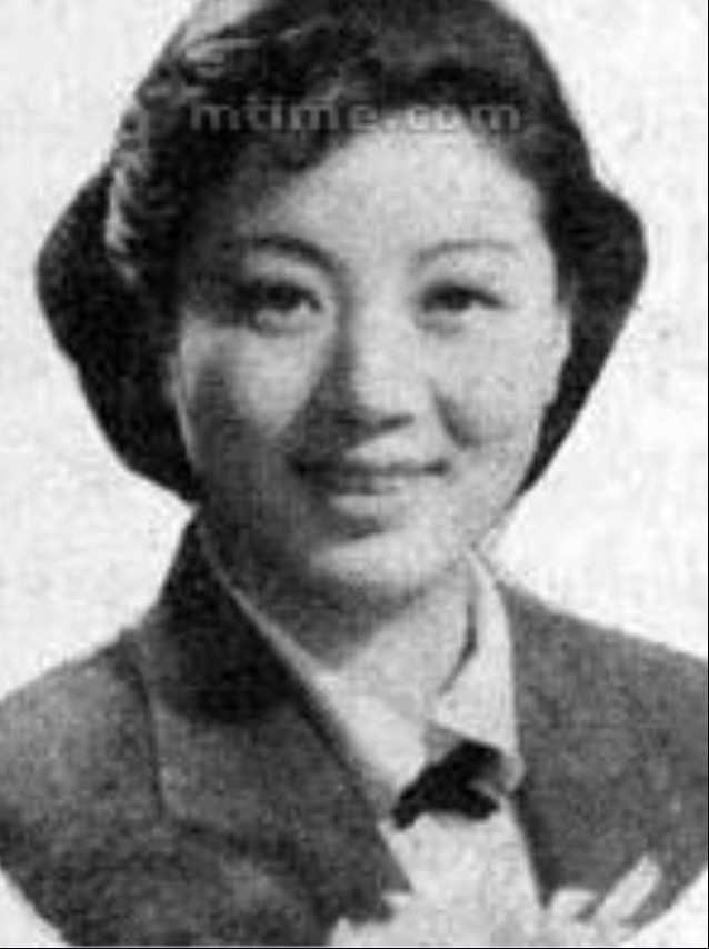 陆丽珠照片
