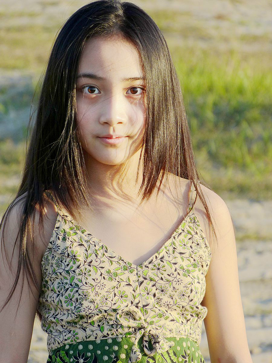 小佟毓婉扮演者