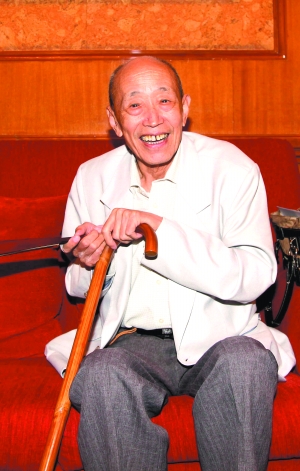蔡爷扮演者
