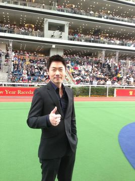 宽频推销员扮演者