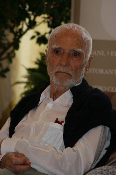 马里奥·莫尼切利照片