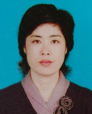 三娘扮演者