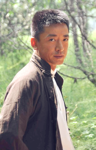 万福明扮演者