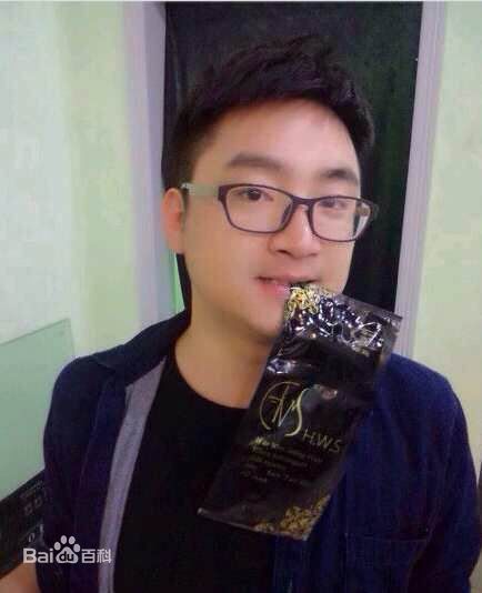 龙牙扮演者