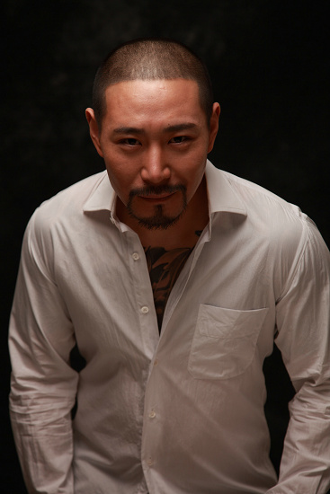 尹洪渊扮演者