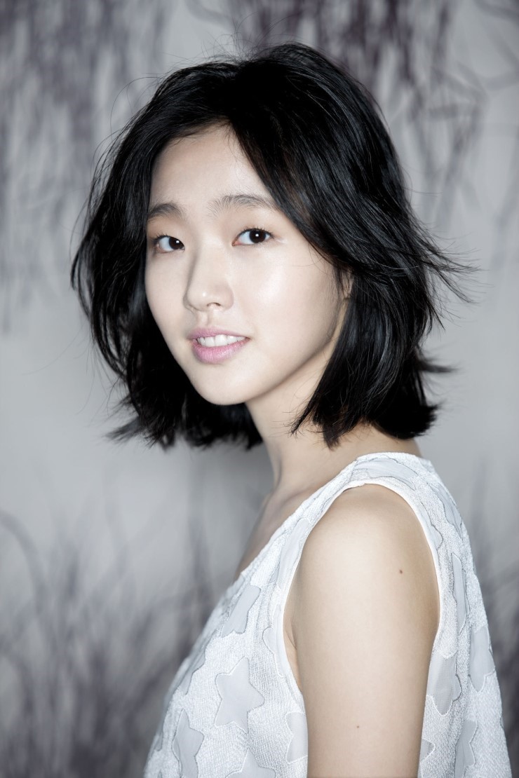 洪雪扮演者
