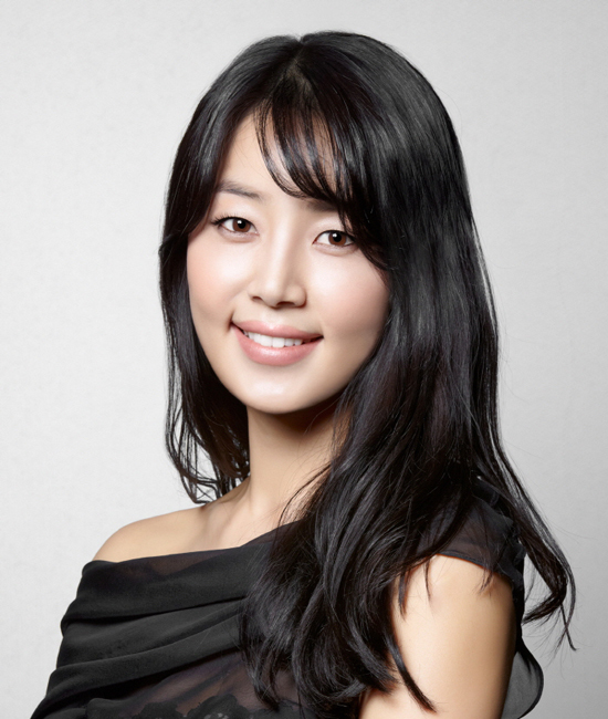 尤娜扮演者