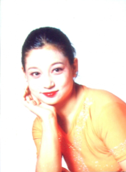 钱妻扮演者
