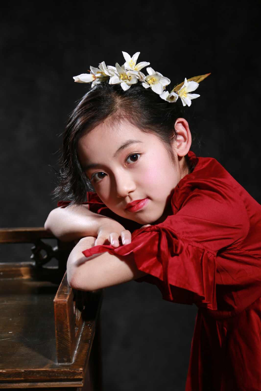 彩霞扮演者