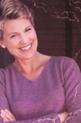 林赛·克洛斯照片