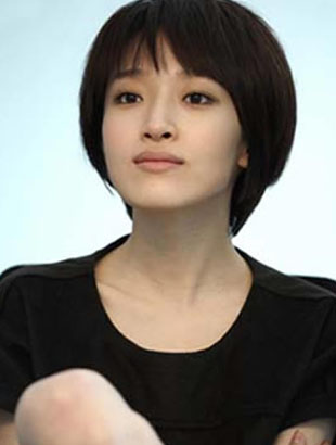 费静扮演者