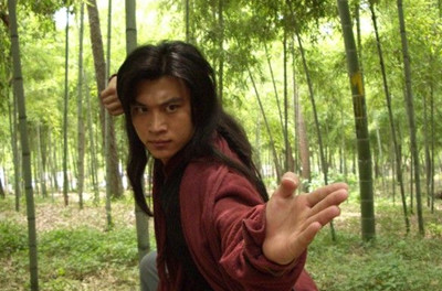 龙德邻扮演者