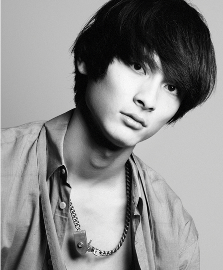 竹井辉夫扮演者