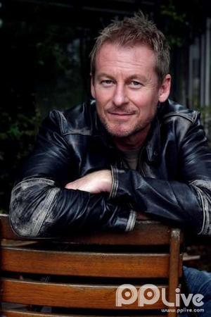 理查德·劳斯伯格