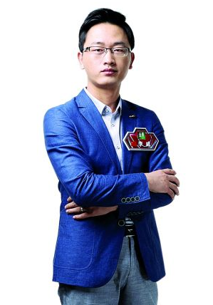 高峰扮演者