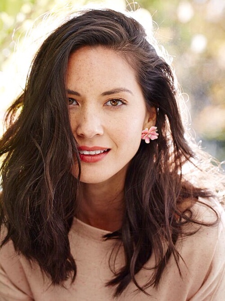 奥立薇娅·玛恩Olivia Munn照片