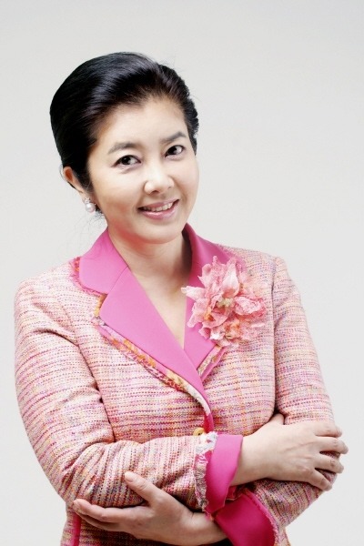 奉恩智扮演者