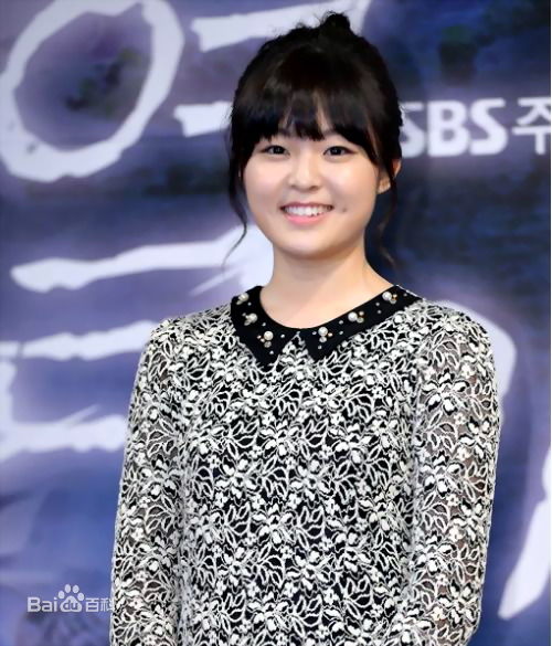 李恩雪扮演者