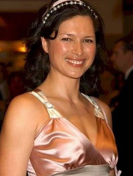 卡琳娜·隆巴德照片