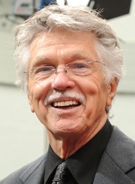 汤姆·斯凯里特照片