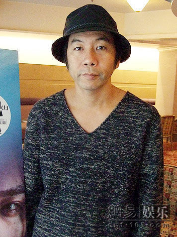 冢本晋也照片
