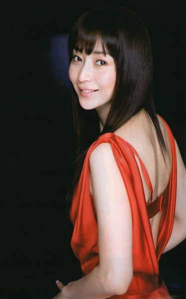 鹤田芙佐子扮演者