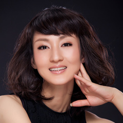 路嘉欣 扮演者 郭进尧