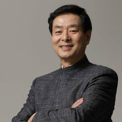 魏海峰 扮演者 濮存昕
