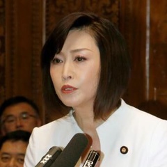 山田丽子 扮演者 三原顺子