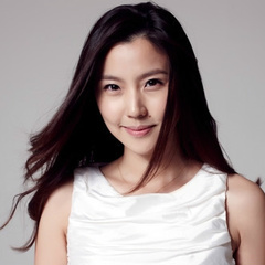 宠物店主人 扮演者 李允美