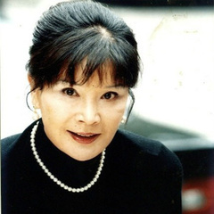 裴美子 扮演者 李龙女
