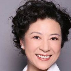 魏母 扮演者 王馥荔