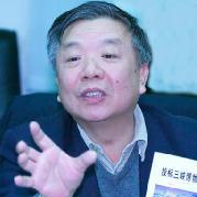 邱医生 扮演者 郑胜利