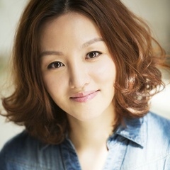 钟宁 扮演者 卫小雨