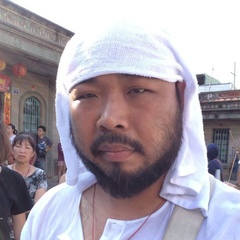 餐厅老板 扮演者 黄泰安
