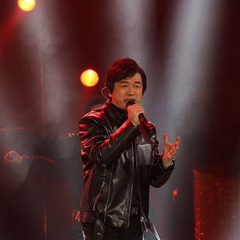 盲人歌手 扮演者 秦勇