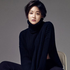 洪兰 扮演者 吴妍书