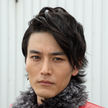 高仓寛治 扮演者 蕨野友也