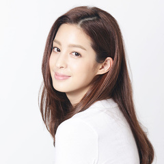 女主编Flora 扮演者 莫允雯
