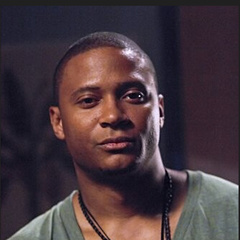 约翰·迪格尔JohnDiggle 扮演者 大卫·拉姆西