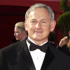 马丁·斯坦因MartinStein 扮演者 维克多·加博