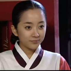 银菲 扮演者 李承雅