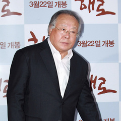 - 扮演者 朱铉