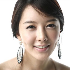 李爱丽 扮演者 闵英媛