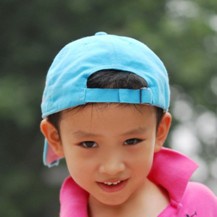 龙幽（幼年） 扮演者 陈鸿锦