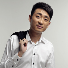 韦明伦 扮演者 郭晓小