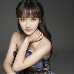 Lisa 扮演者 高瑕